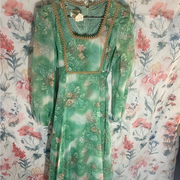 Nancy G Dresses & Skirts - Vintage Floral Green Dress